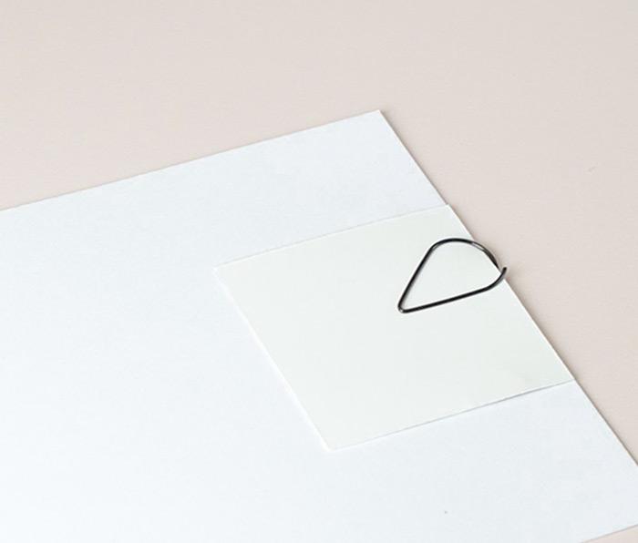 zwarte paperclip